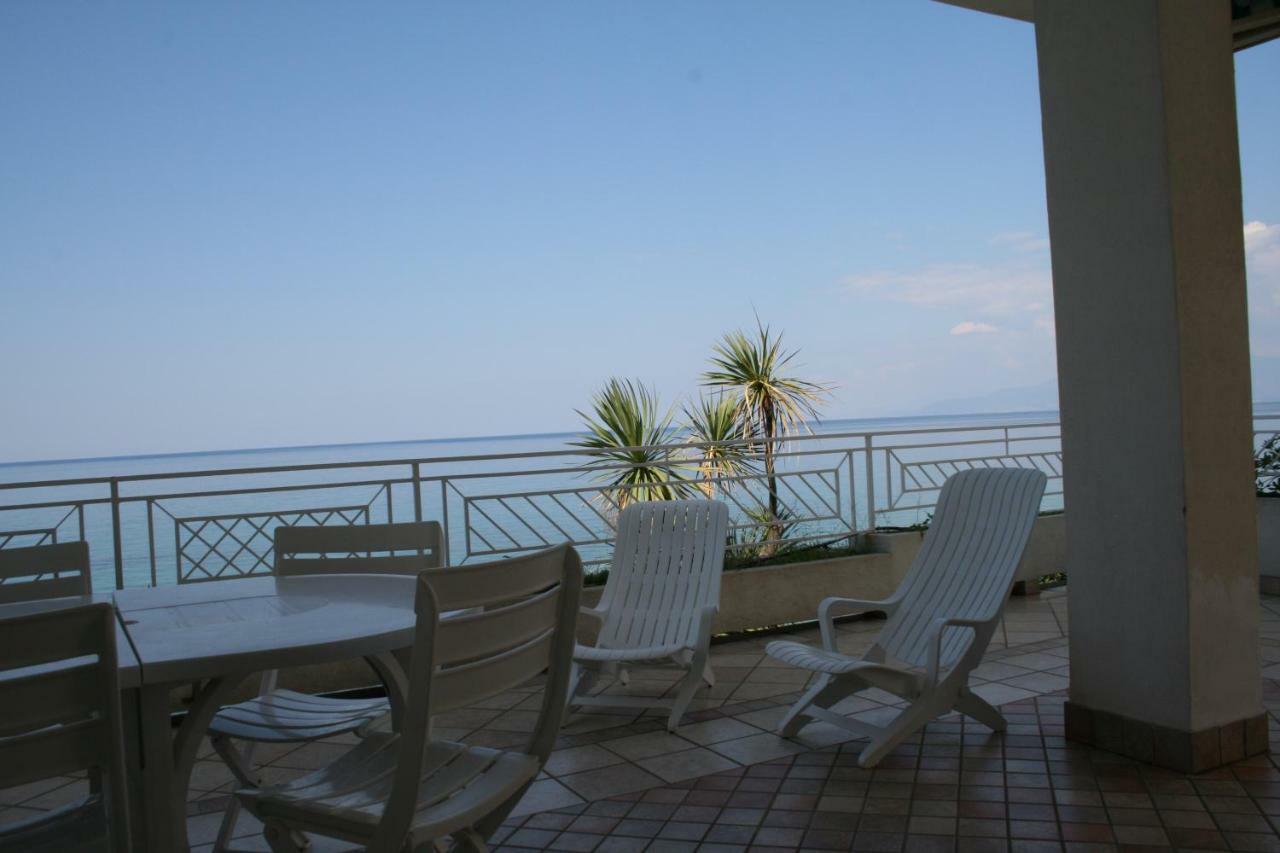 Villa Laura - Sul Mare Піццо Екстер'єр фото